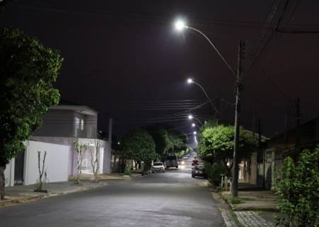 Troca de Iluminao nos bairros Nova Marlia e Maria Anglica j atinge mais de 30 ruas