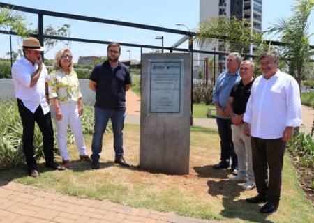 Prefeitura e Acinco entregam Parque das rvores  populao